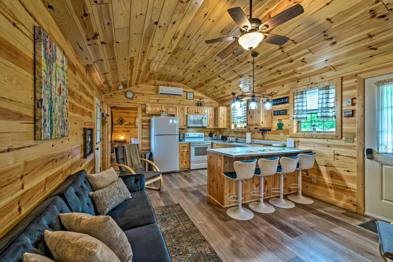 Cozy Lakefront Cabin With On-Site Waterfall And Hiking Villa Cub Run Eksteriør bilde
